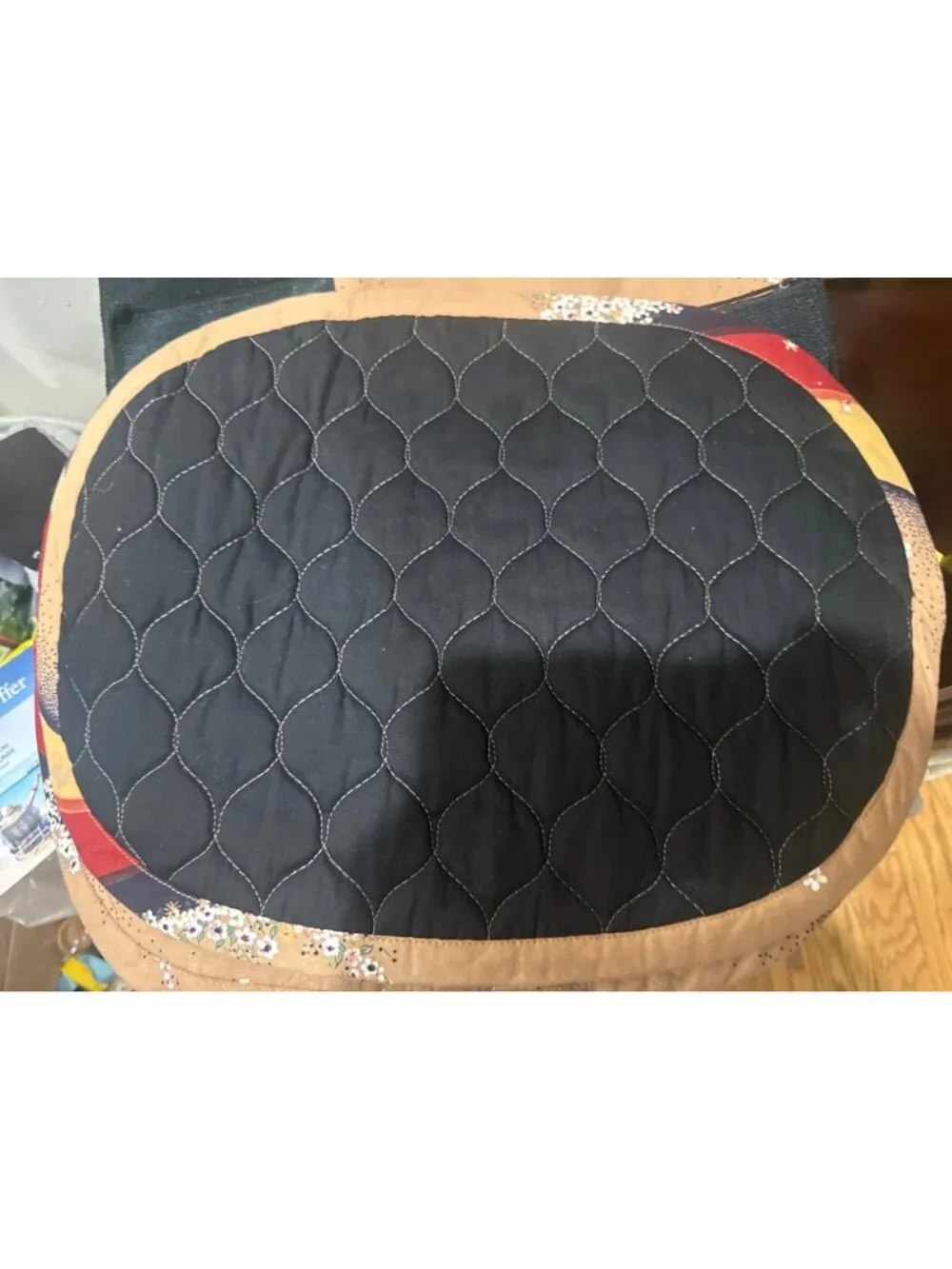 N/A quilted oval
